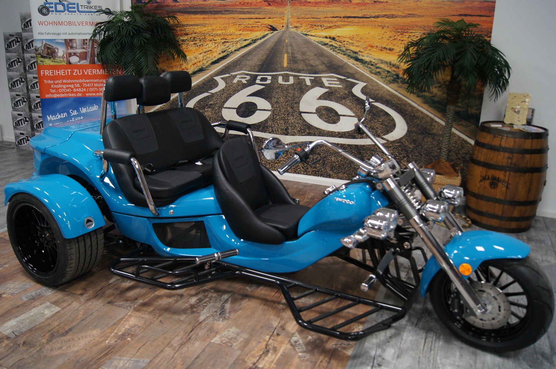 Anklicken für größere Bilder_001 Rewaco RF1-ST3 110PS Miami Blau_38239